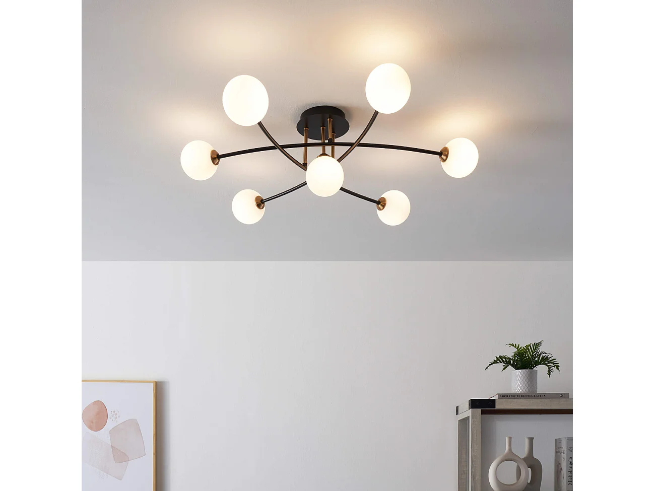 Plafonnier tendance métal noir et verre blanc - Estrela