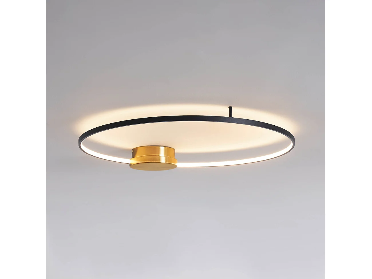 Plafonnier noir et laiton cercle LED dimmable 80 cm - Alisa