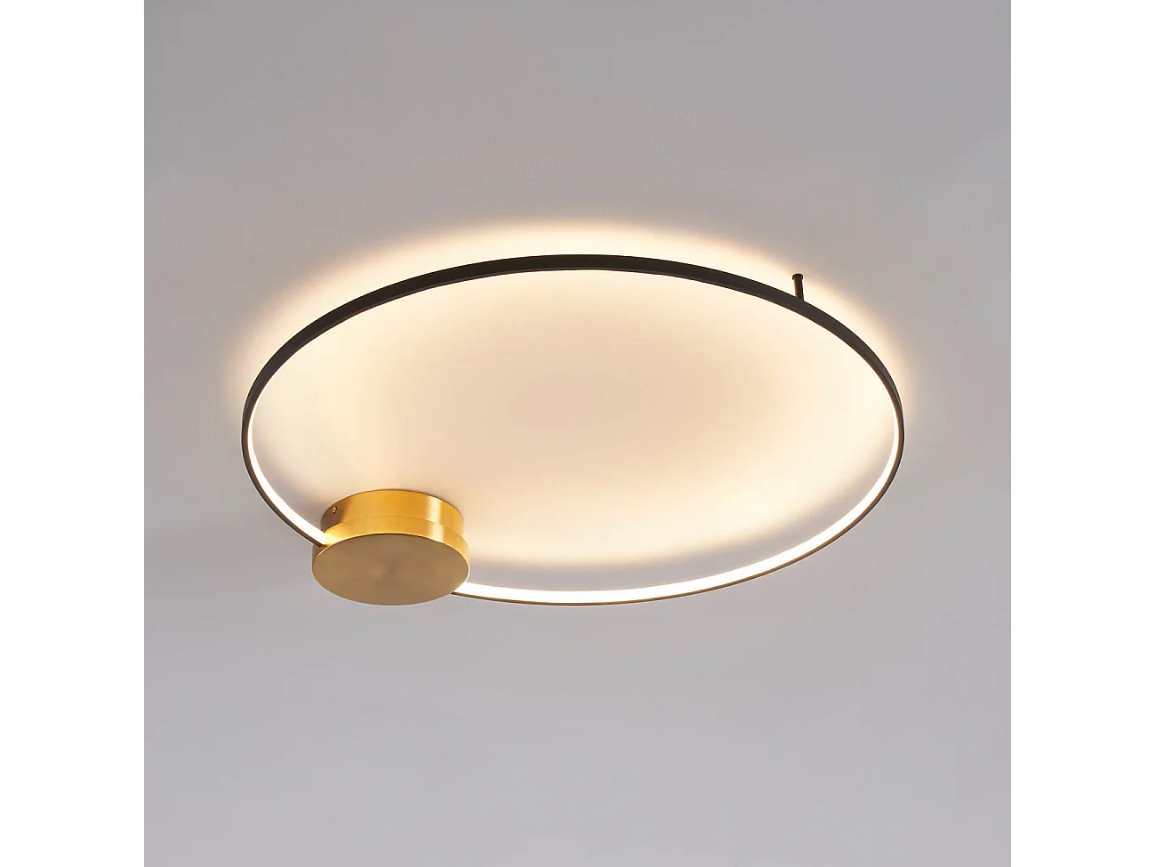 Plafonnier noir et laiton cercle LED dimmable 80 cm - Alisa
