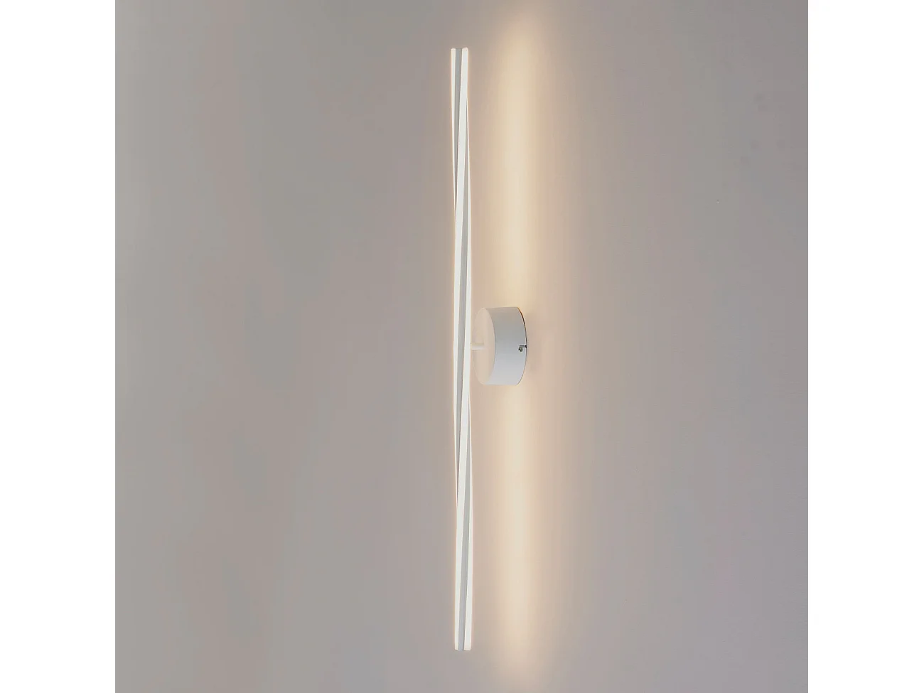 Plafonnier ou longue applique épurée blanche 100 cm intensité variable - Telvo