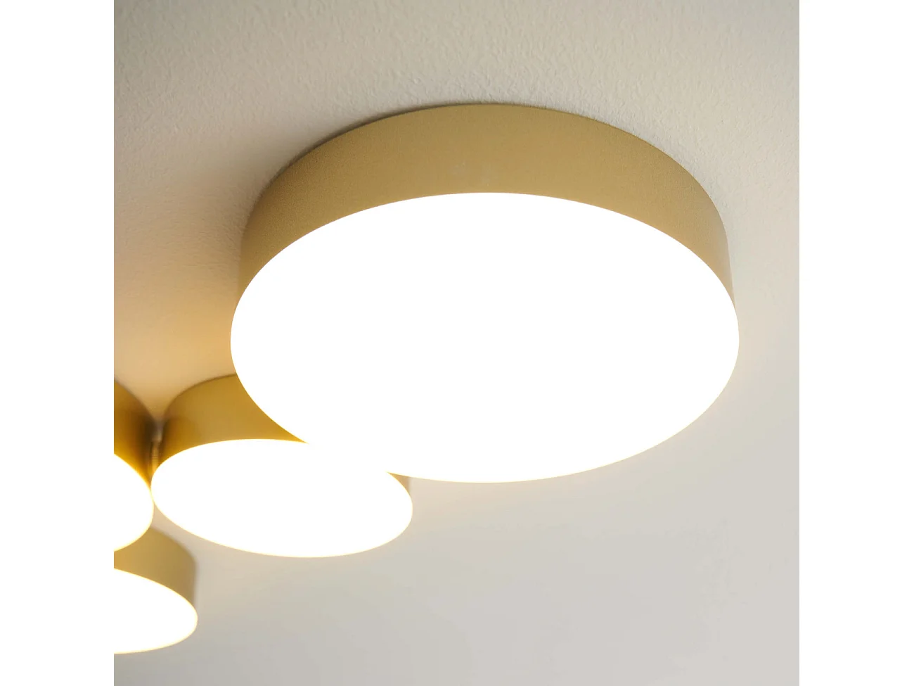 Plafonnier moderne doré 5 spots lumineux LED - Skavi