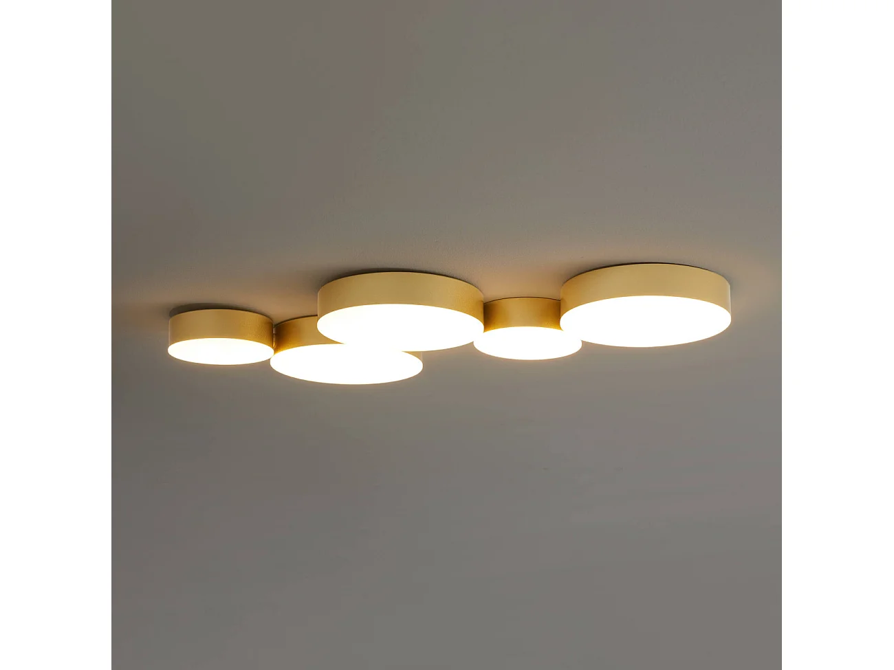 Plafonnier moderne doré 5 spots lumineux LED - Skavi