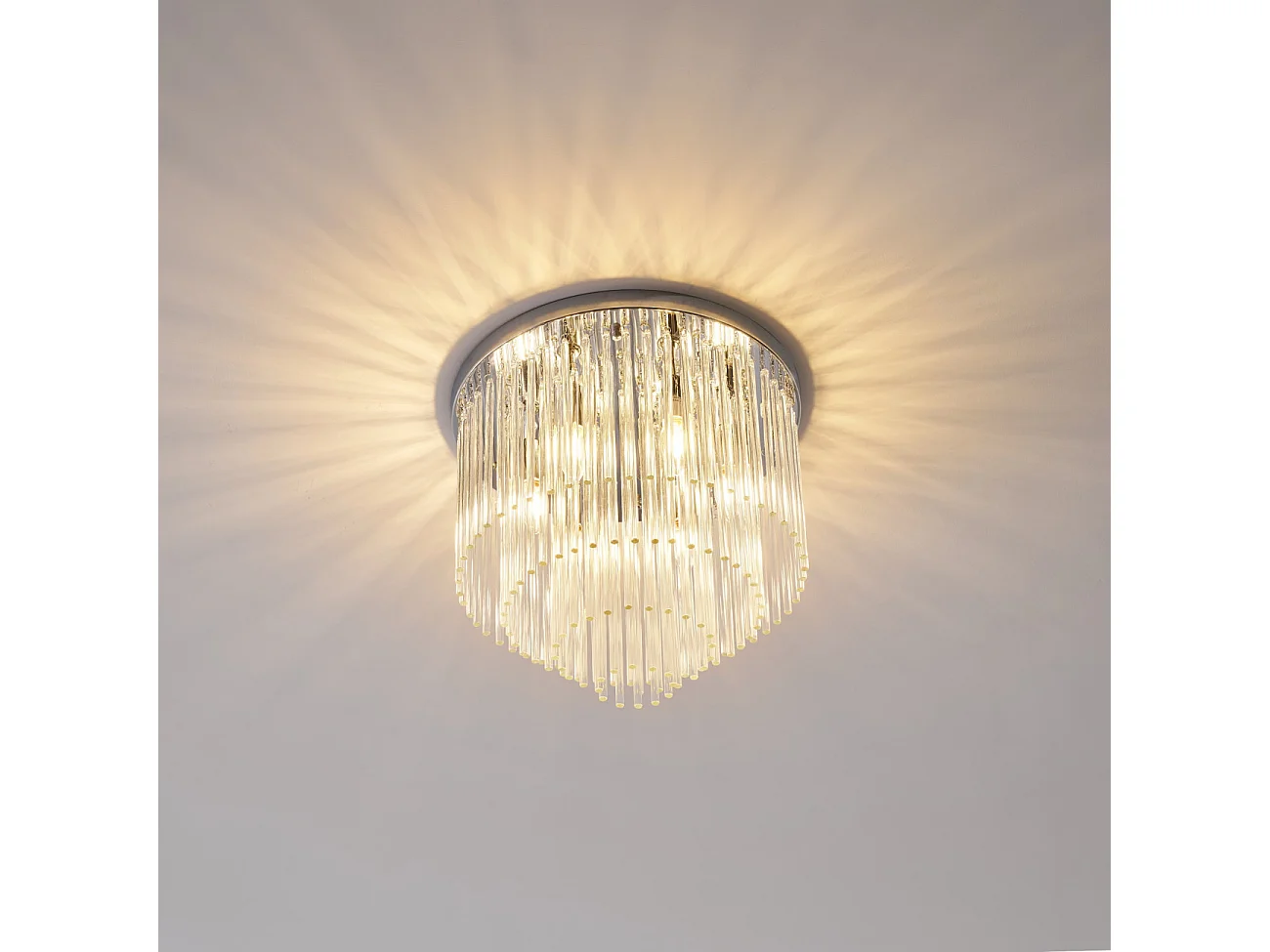 Plafonnier chic chromé en verre cascade de pampille transparentes - Sandrilla