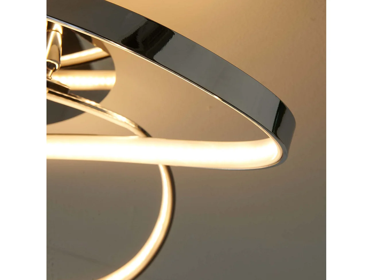 Plafonnier LED design 3 boucles chromé - Acht