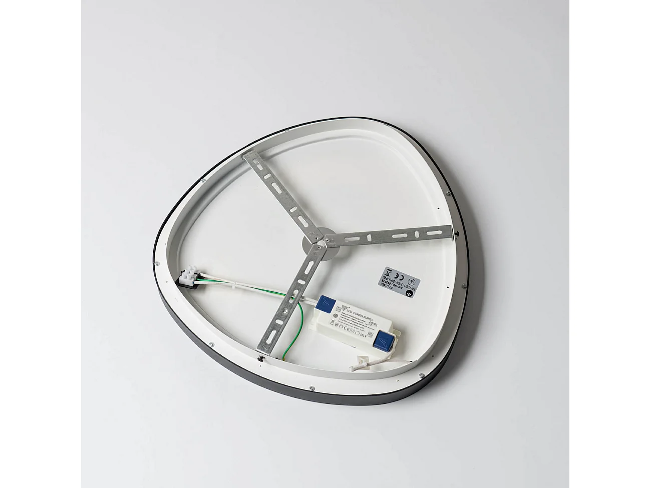 Plafonnier design ovale cercle noir LED dimmable 42 cm - Mesiano