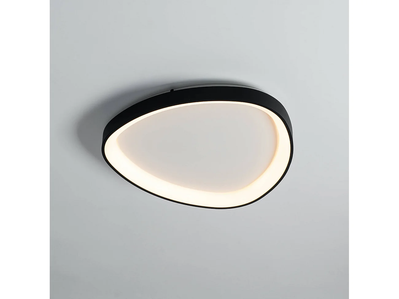 Plafonnier design ovale cercle noir LED dimmable 42 cm - Mesiano
