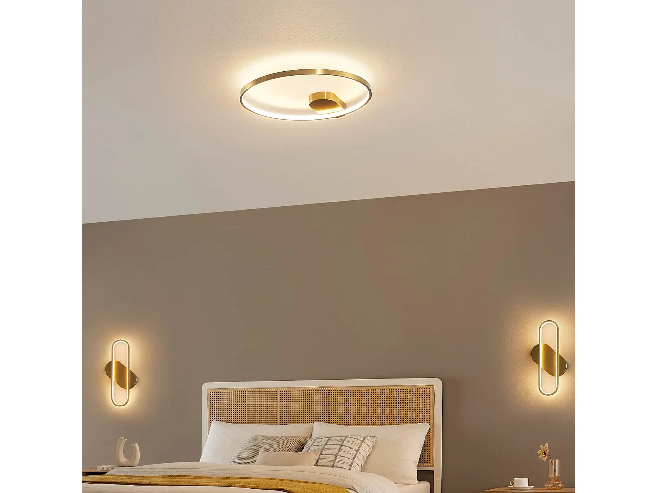 Plafonnier design cercle doré 50 cm - Evelia