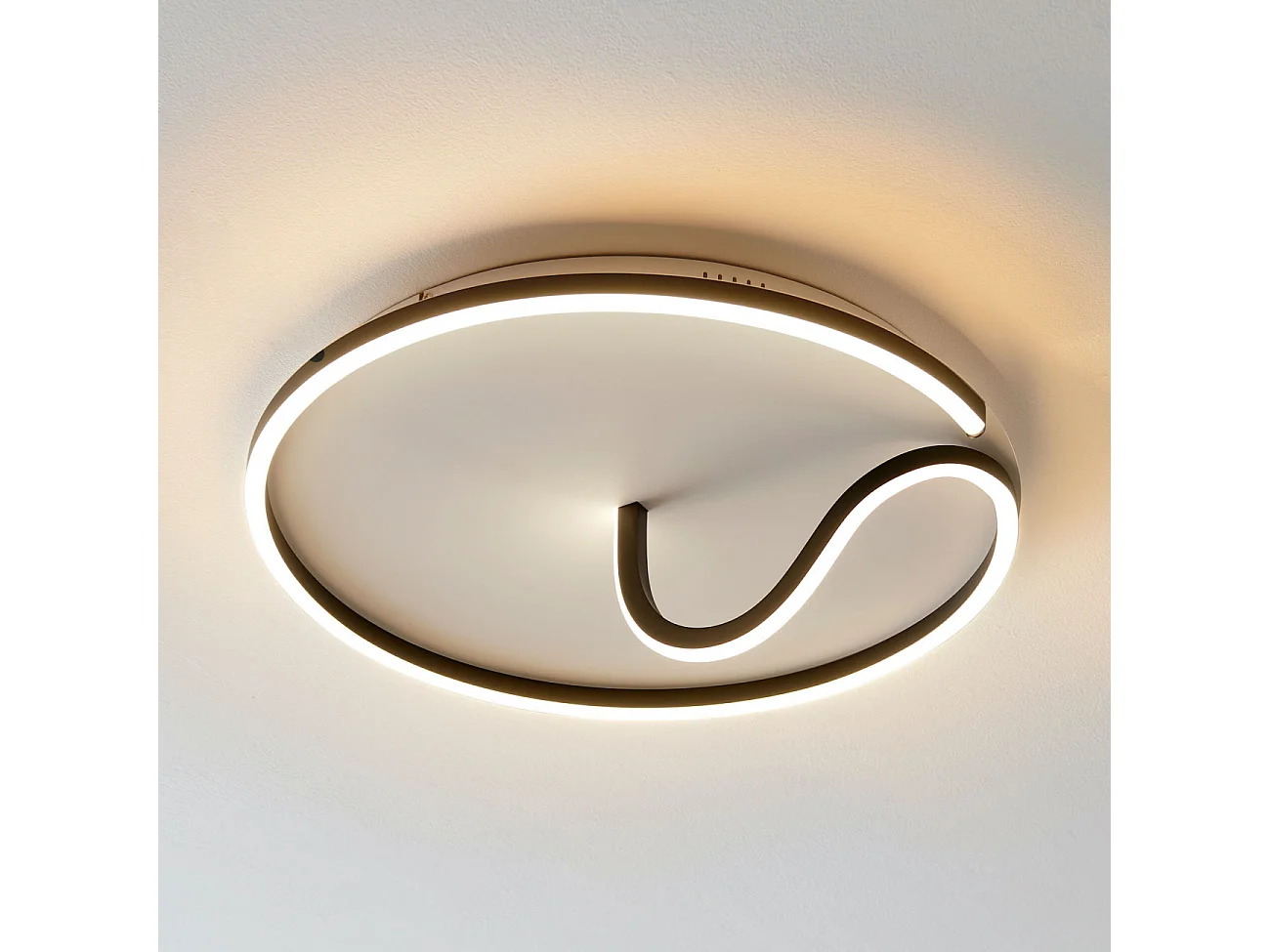 Plafonnier circulaire fin noir LED - Bowen