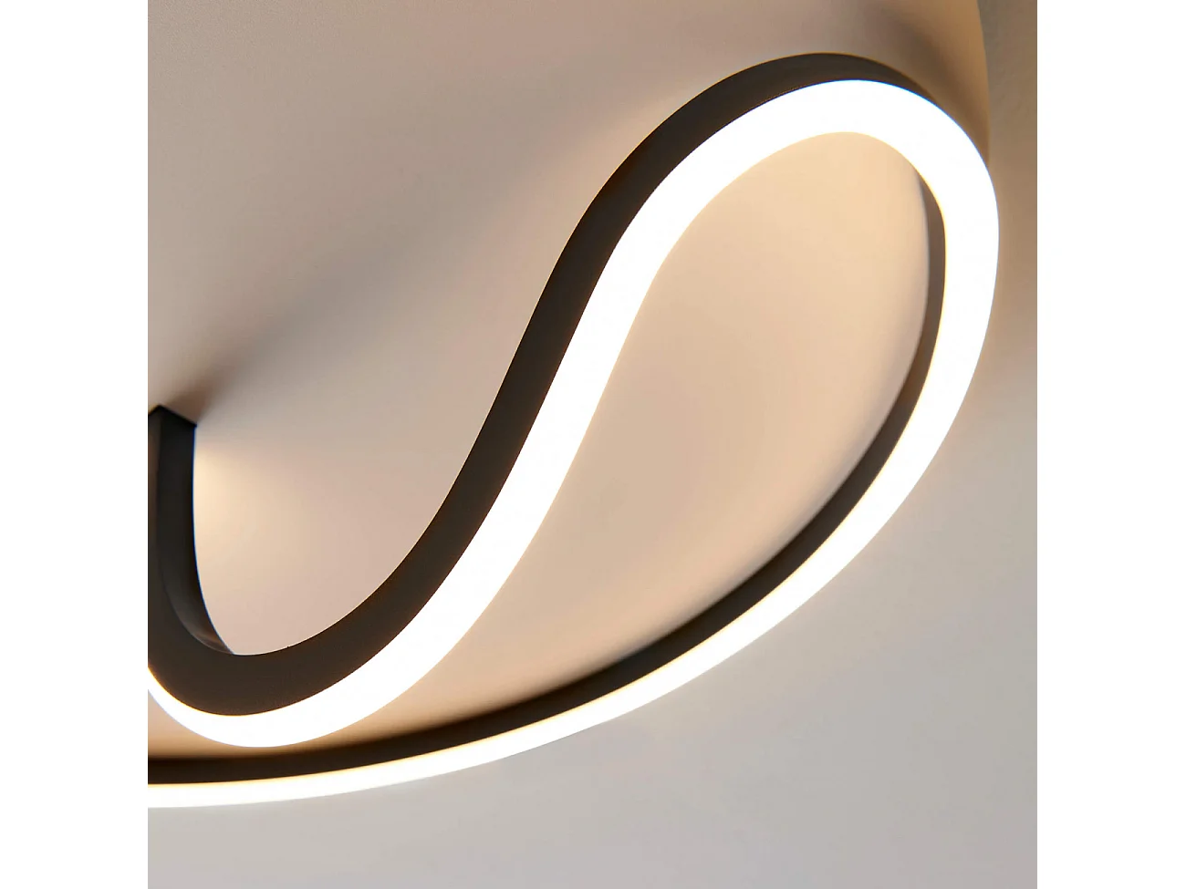 Plafonnier circulaire fin noir LED - Bowen