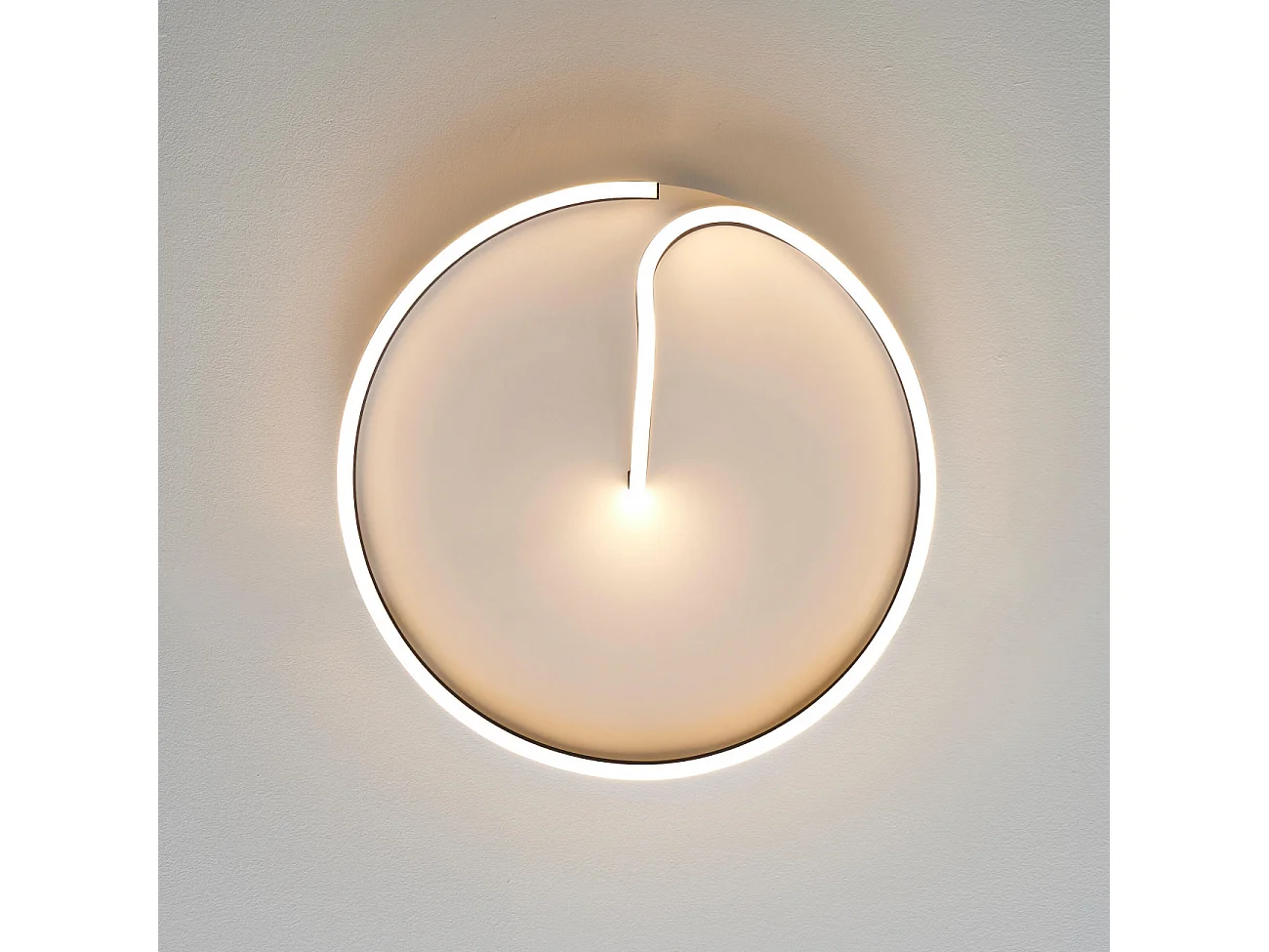 Plafonnier circulaire fin noir LED - Bowen