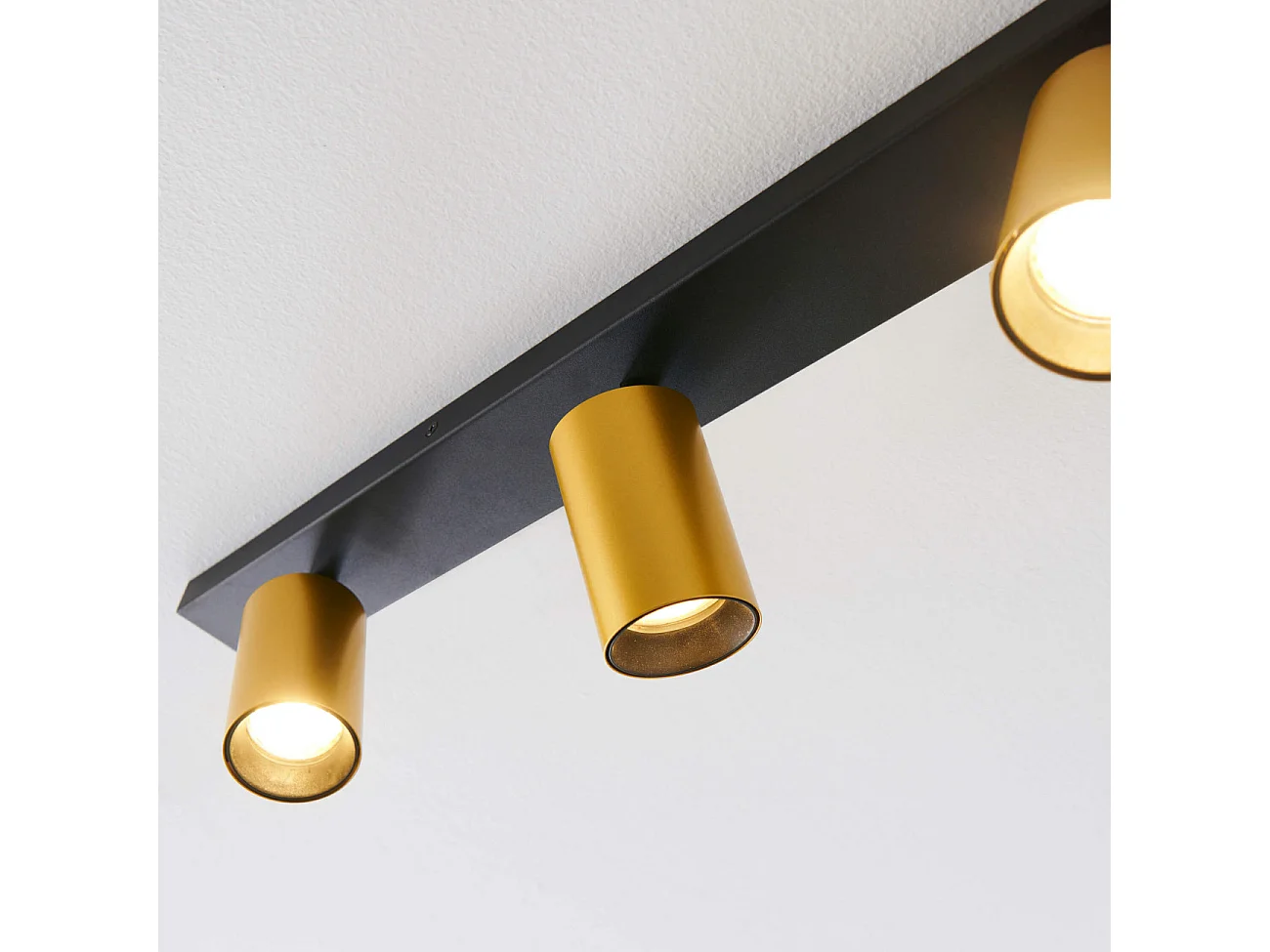 Plafonnier multi spots pivotants GU10 noir et doré - Lewis