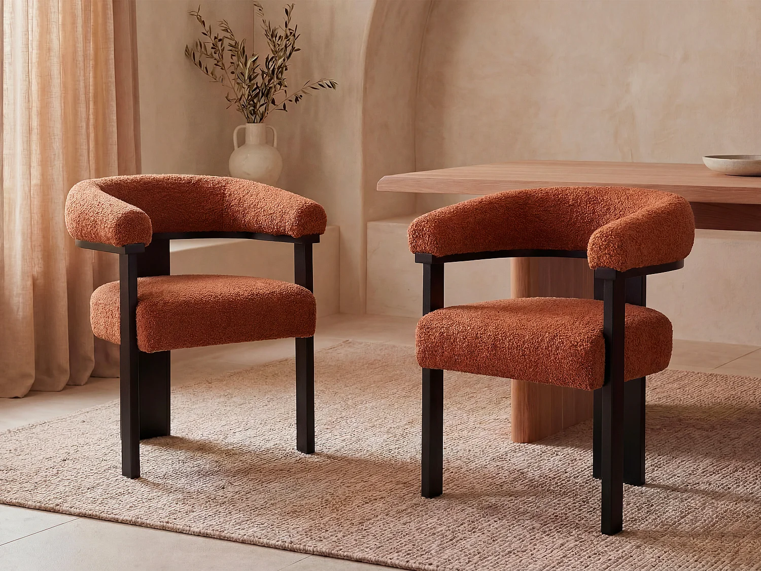 Lot de 6 chaises avec accoudoirs en tissu bouclette et bois d'hévéa noir - Terracotta - LIVELIA