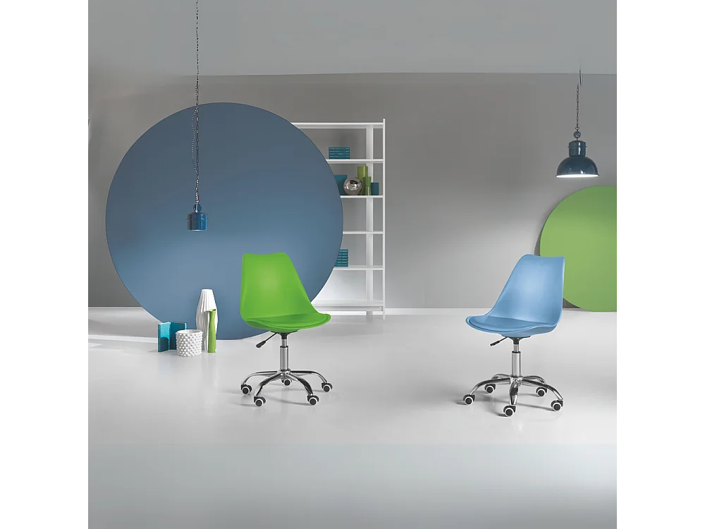 "Dorian" blauer Bürodrehstuhl aus Polypropylen mit Sitz aus Kunstleder und verchromtem Metallgestell cm 49x47 82/96h