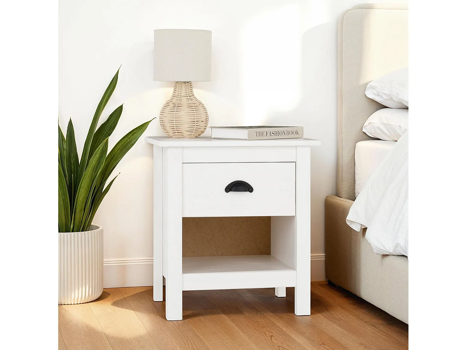 Table de chevet blanche TILLY H 50 cm en bois massif avec 1 tiroir et 1 étagère table de nuit pour chambre