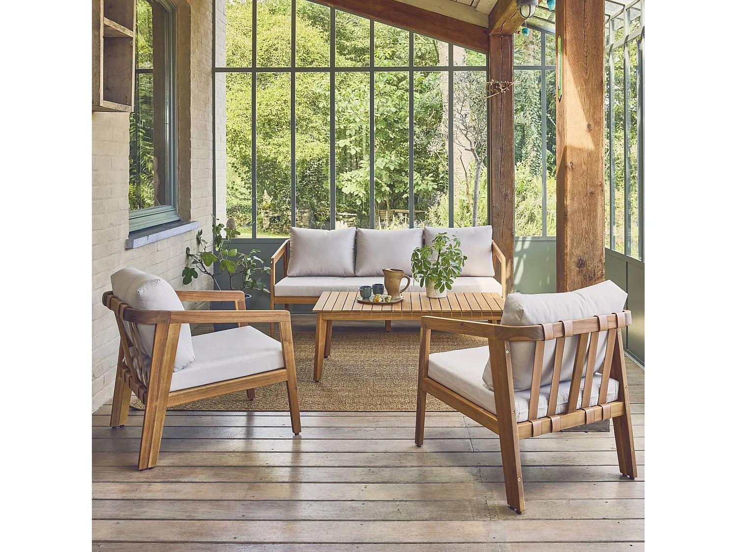 Salon de jardin beige 5 places bois d'acacia LOBERIA avec lanières effet cuir