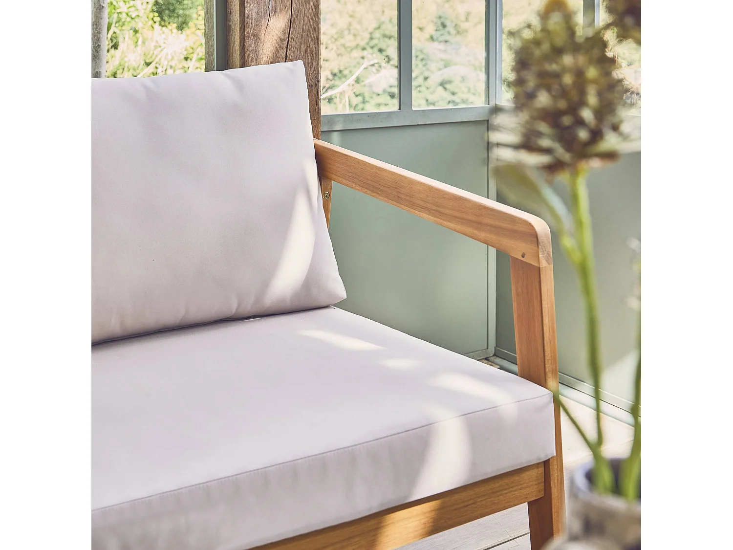 Salon de jardin beige 5 places bois d'acacia LOBERIA avec lanières effet cuir