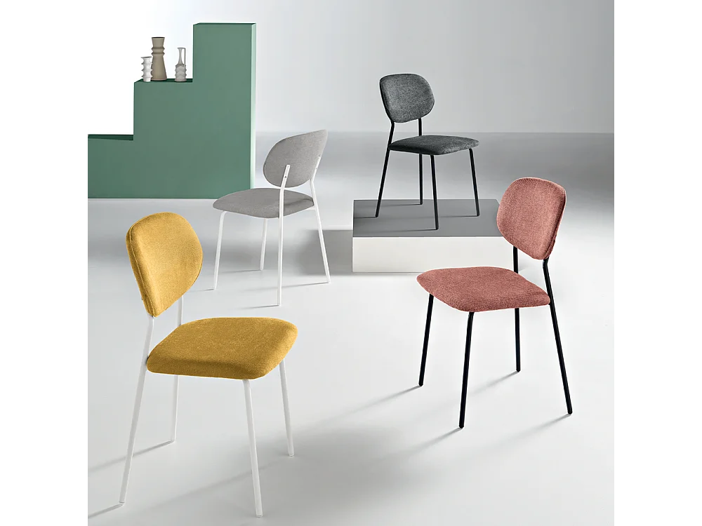 Conjunto de 2 cadeiras amarelas modernas "Nika" com cobertura de tecido e estrutura de metal cm 48x54 86h