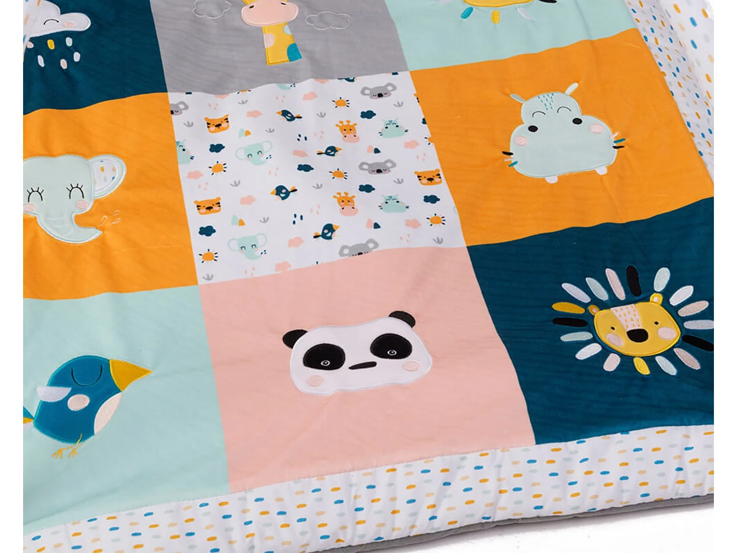 Tapis de jeux pour bébé avec peluches sensorielles - De 0 à 3 ans