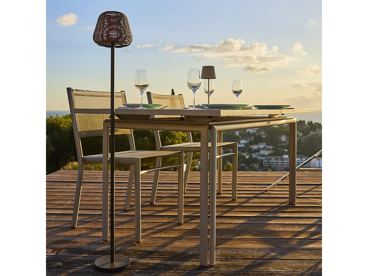 Lampadaire nomade MIDY Beige Poly rotin