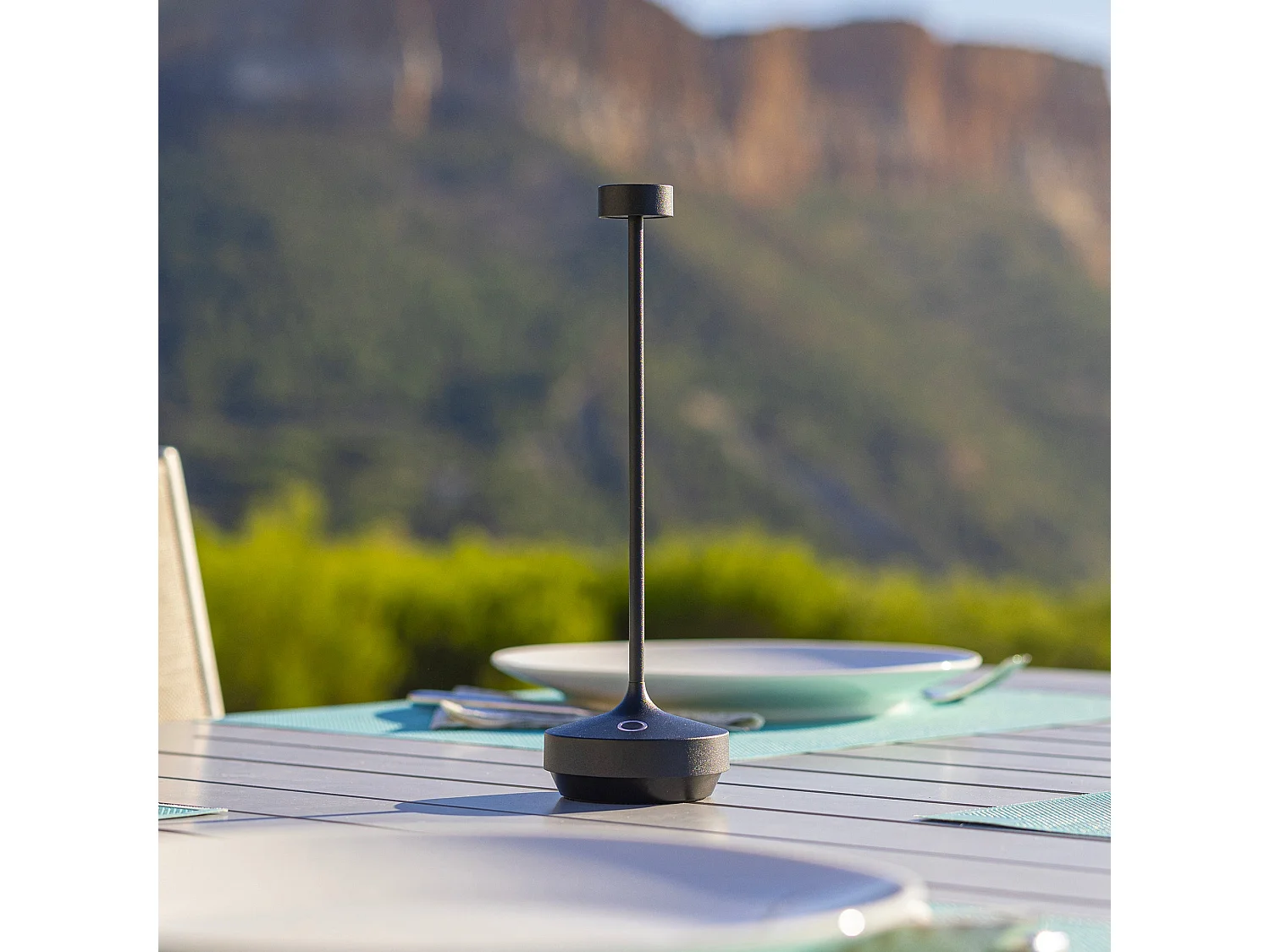 Lampe de table sans fil LED RUBY Noir Acier H25cm