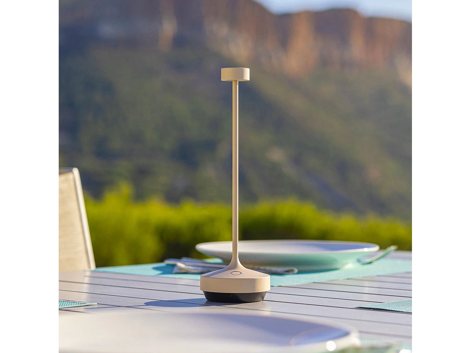 Lampe de table sans fil LED RUBY Crème Aluminium 25 cm