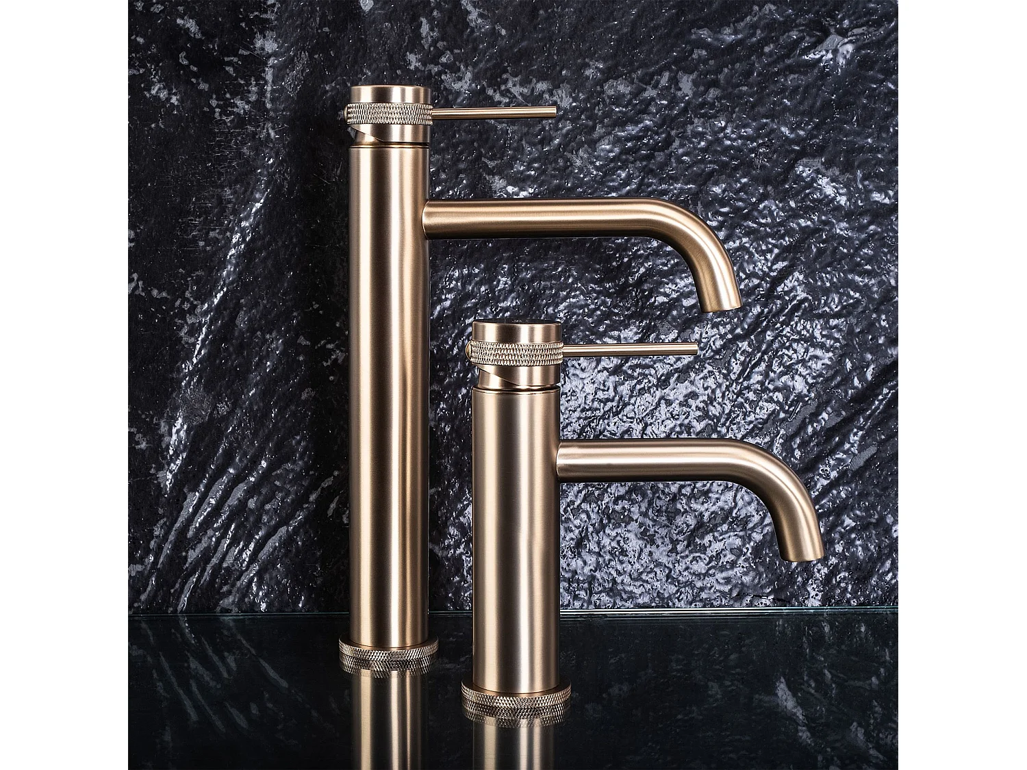 Robinet De Lavabo Rea Lungo Grip High Brush Gold