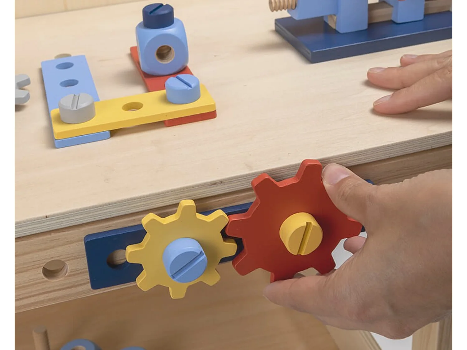 DIY-Werkbank aus Holz für Kinder im Alter von 3 bis 12 Jahren