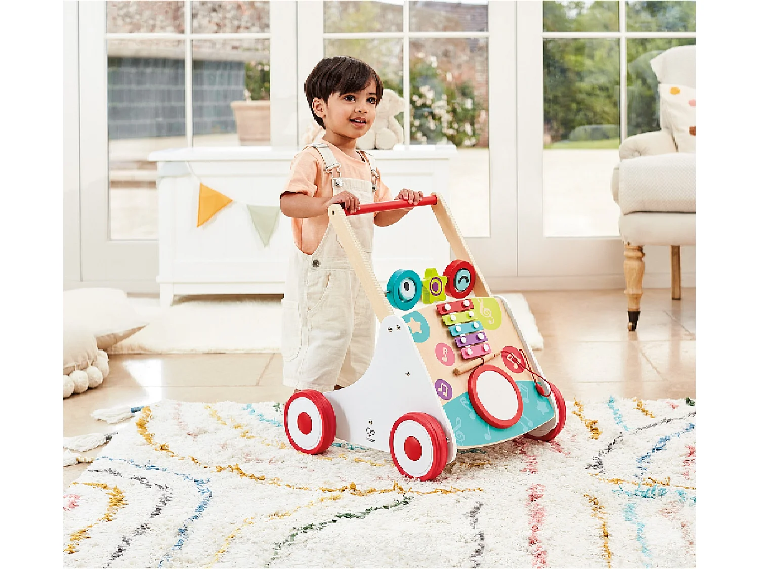 HAPE - Trotteur musical avec instruments - 40,5 x 41,5 x 50 cm - À partir de 10 mois