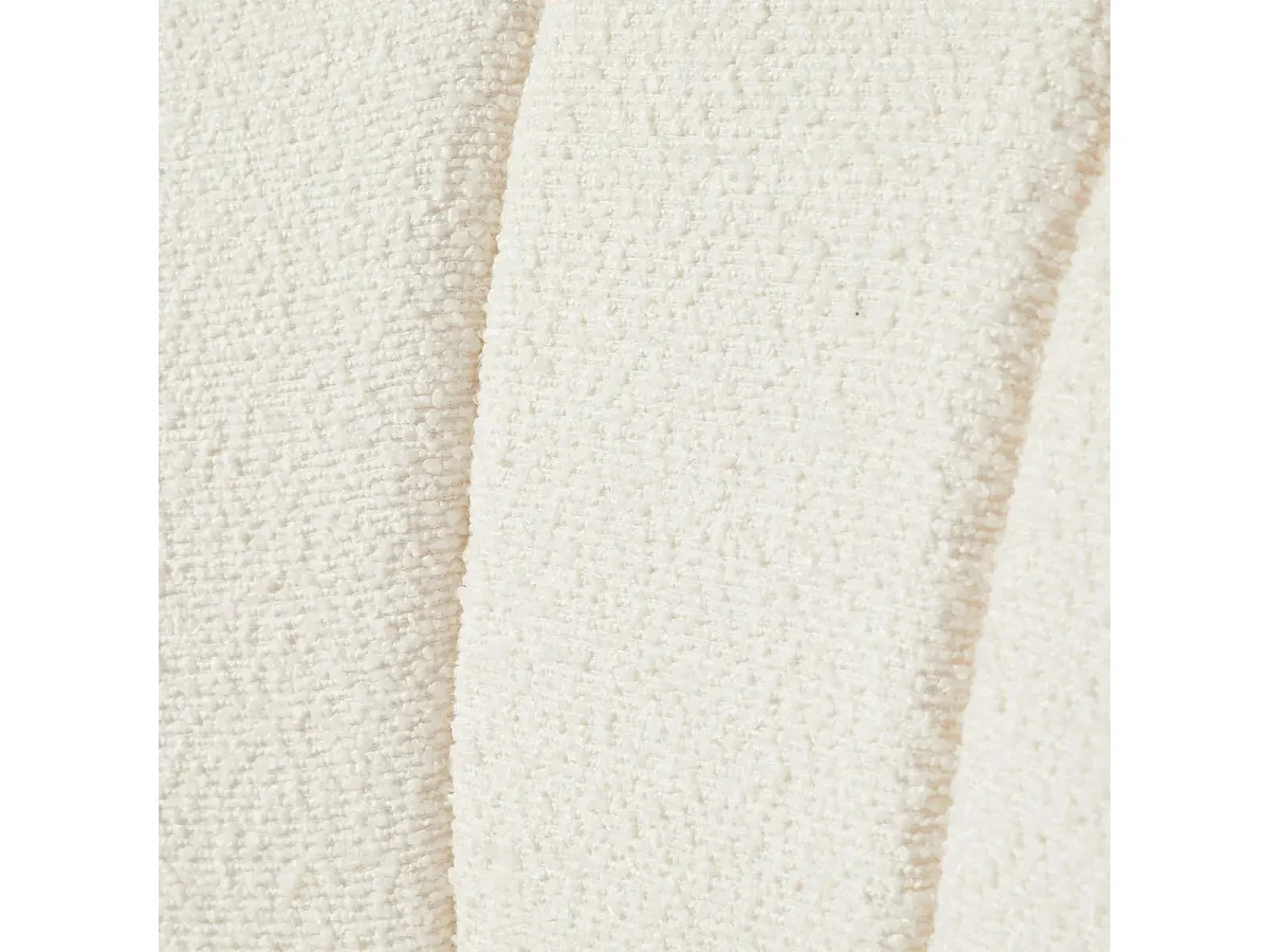 Fauteuil en velours coloris blanc avec pieds en bois naturel - Longueur 78  x Profondeur 72 x Hauteur 71 cm