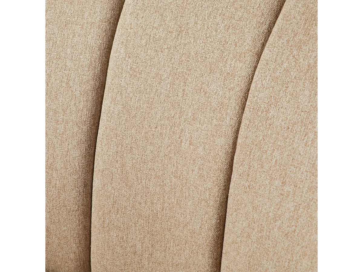 Fauteuil en velours coloris Beige avec pieds en bois naturel  - Longueur 78  x Profondeur 72 x Hauteur 71 cm