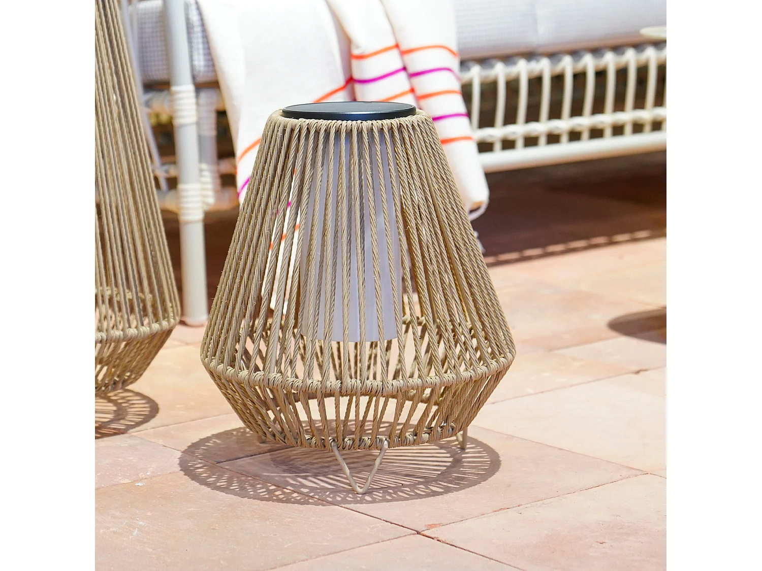 Lanterne solaire SALOMEA Beige Rotin 27x27x H40cm