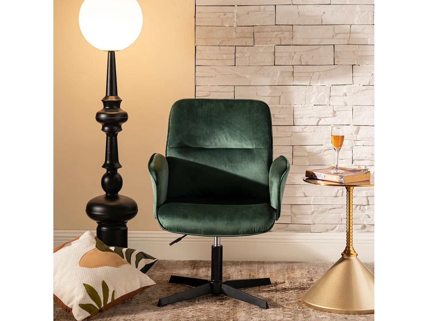 URBAN MEUBLE Fauteuil de bureau ergonomique pivotante avec accoudoirs en velours sapin vert