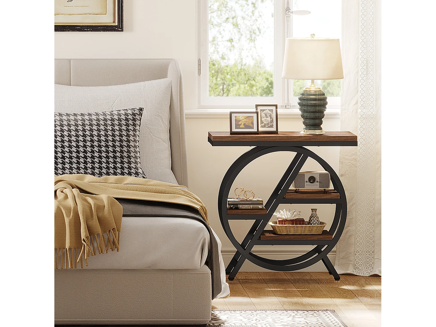 Mesa de apoio estreita com 3 níveis para sala de estar, mesa de apoio em madeira com estrutura geométrica de metal, mesa de cabeceira industrial e mesa de cabeceira