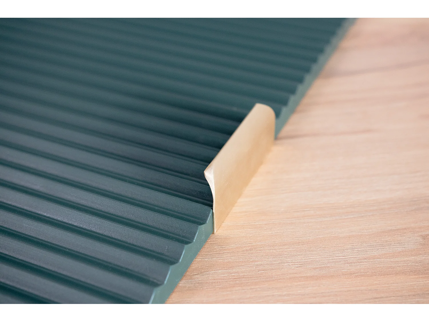 Wastafelkast WENA, gecanneleerde fronten, Willy, 120x60x47 cm, Groen/Walnoot