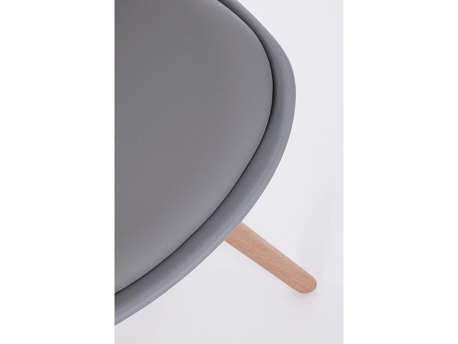 Lot de 4 chaises Teddy en bois de hêtre et simili cuir - Style scandinave intemporel-Couleur Gris clair