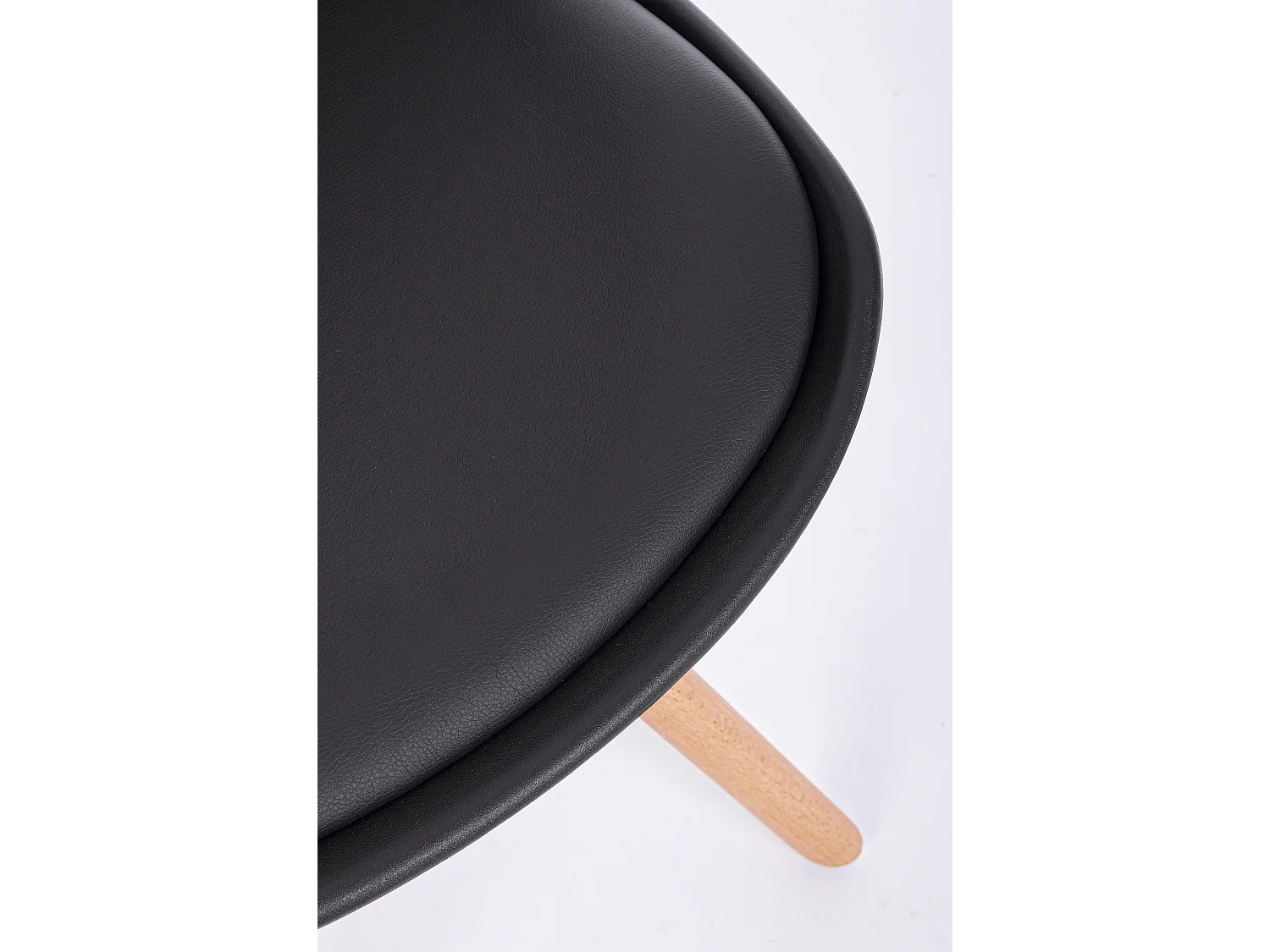 Lot de 4 chaises Teddy en bois de hêtre et simili cuir - Style scandinave intemporel-Couleur Noir