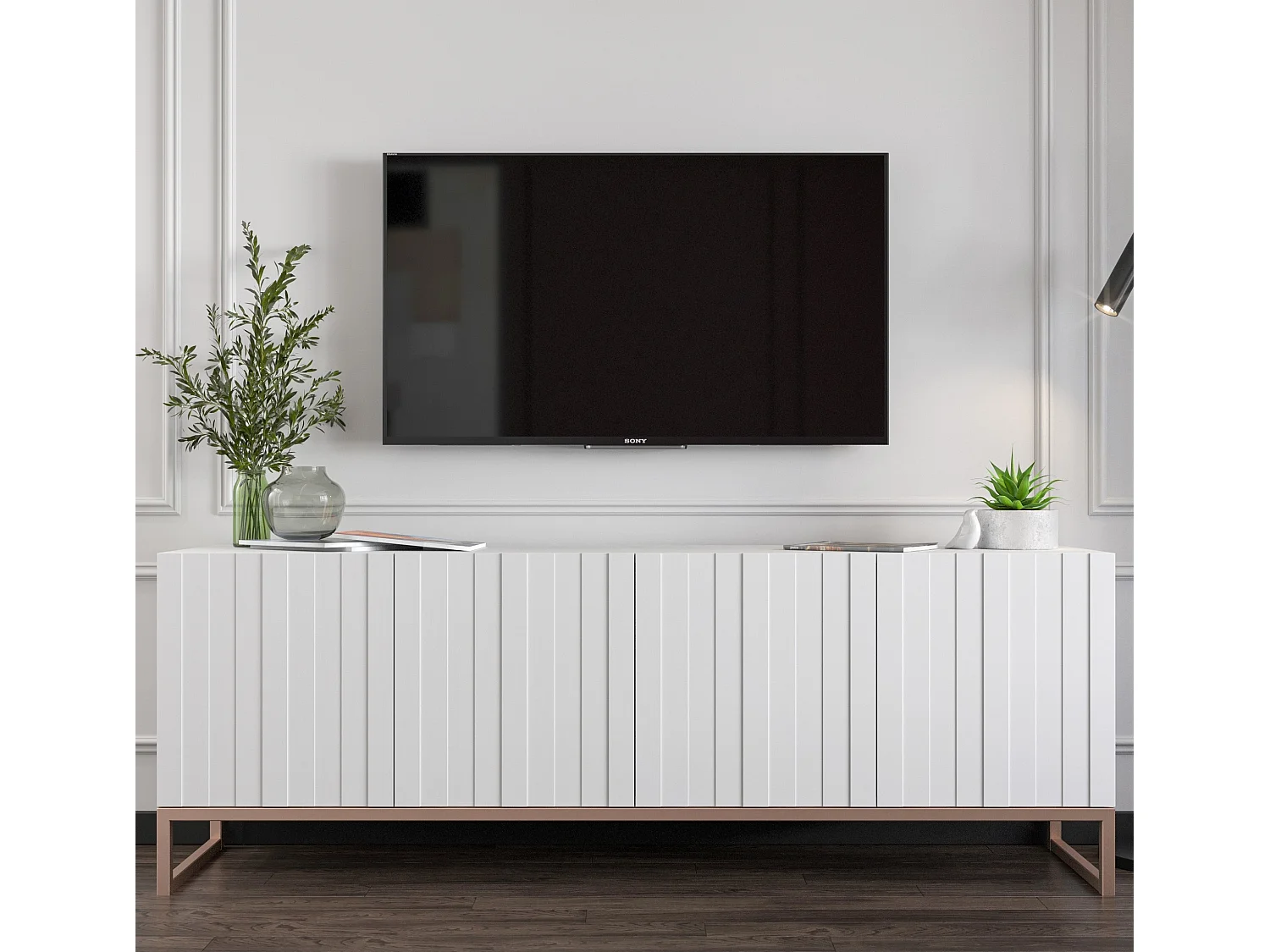 TV-Schrank mit 4 Türen – Korpus Mattweiß, gerillte Fronten Mattweiß – 150 cm, Metallgestell