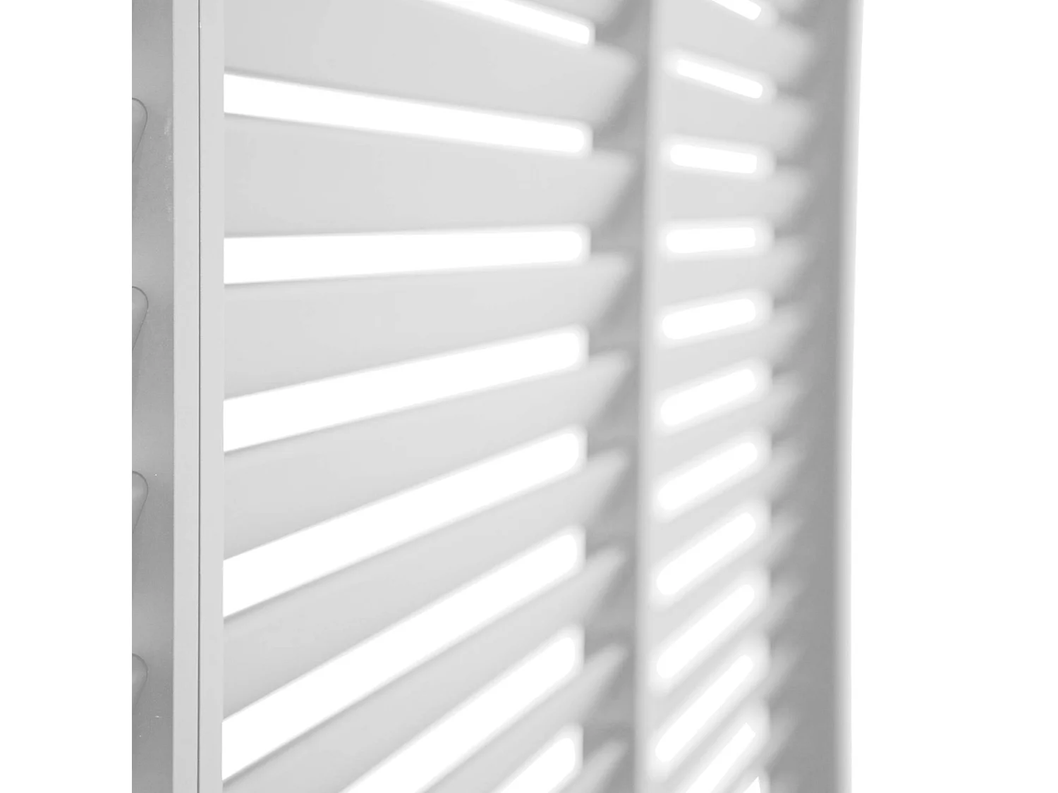 Pergola bioclimatique aluminium 3x3 m V2 lames orientables + 3 persiennes TRIOMPHE blanc