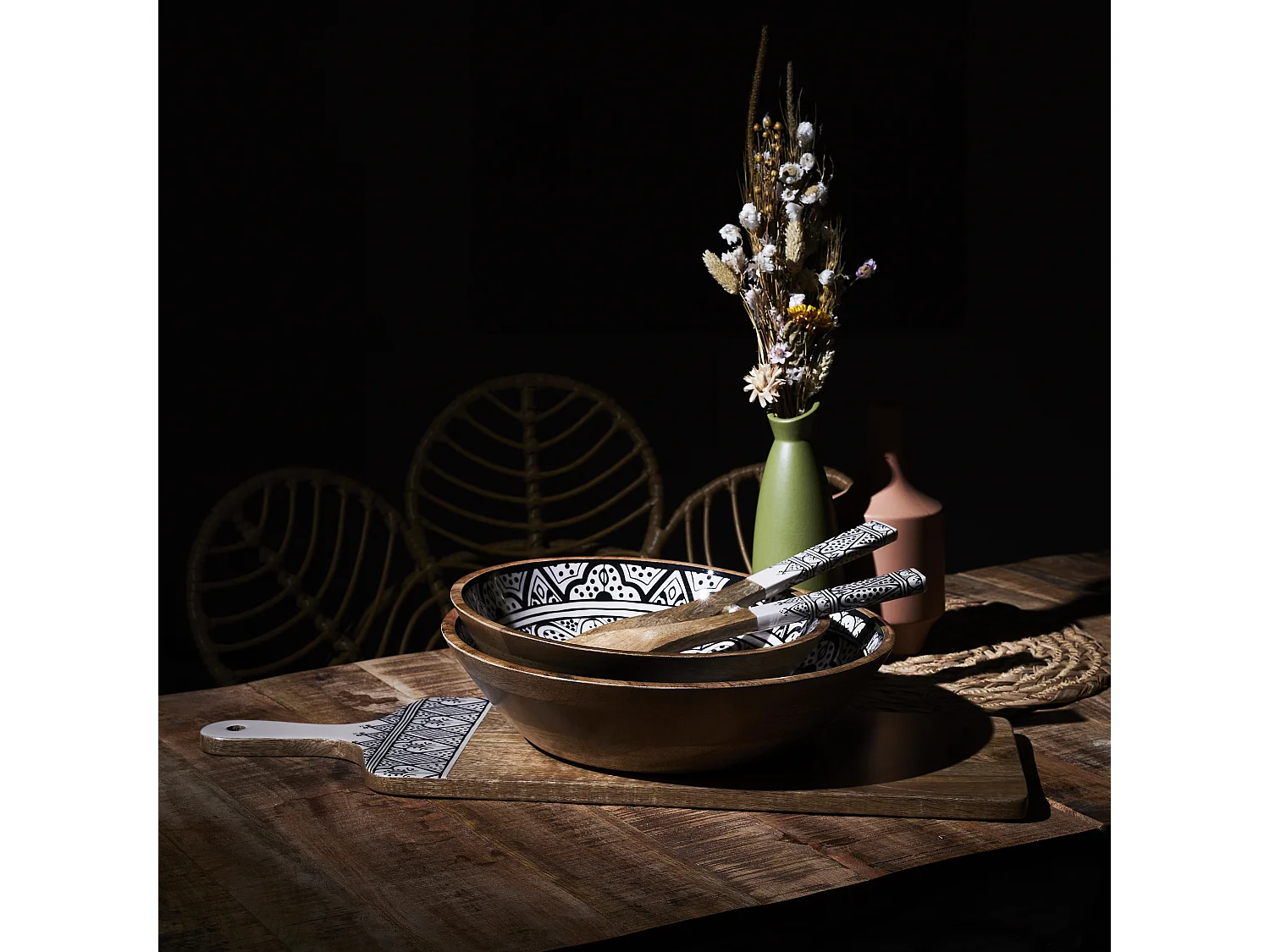 Planche De Presentation Manguier Dune Noir 58cm Marron, Blanc, Noir