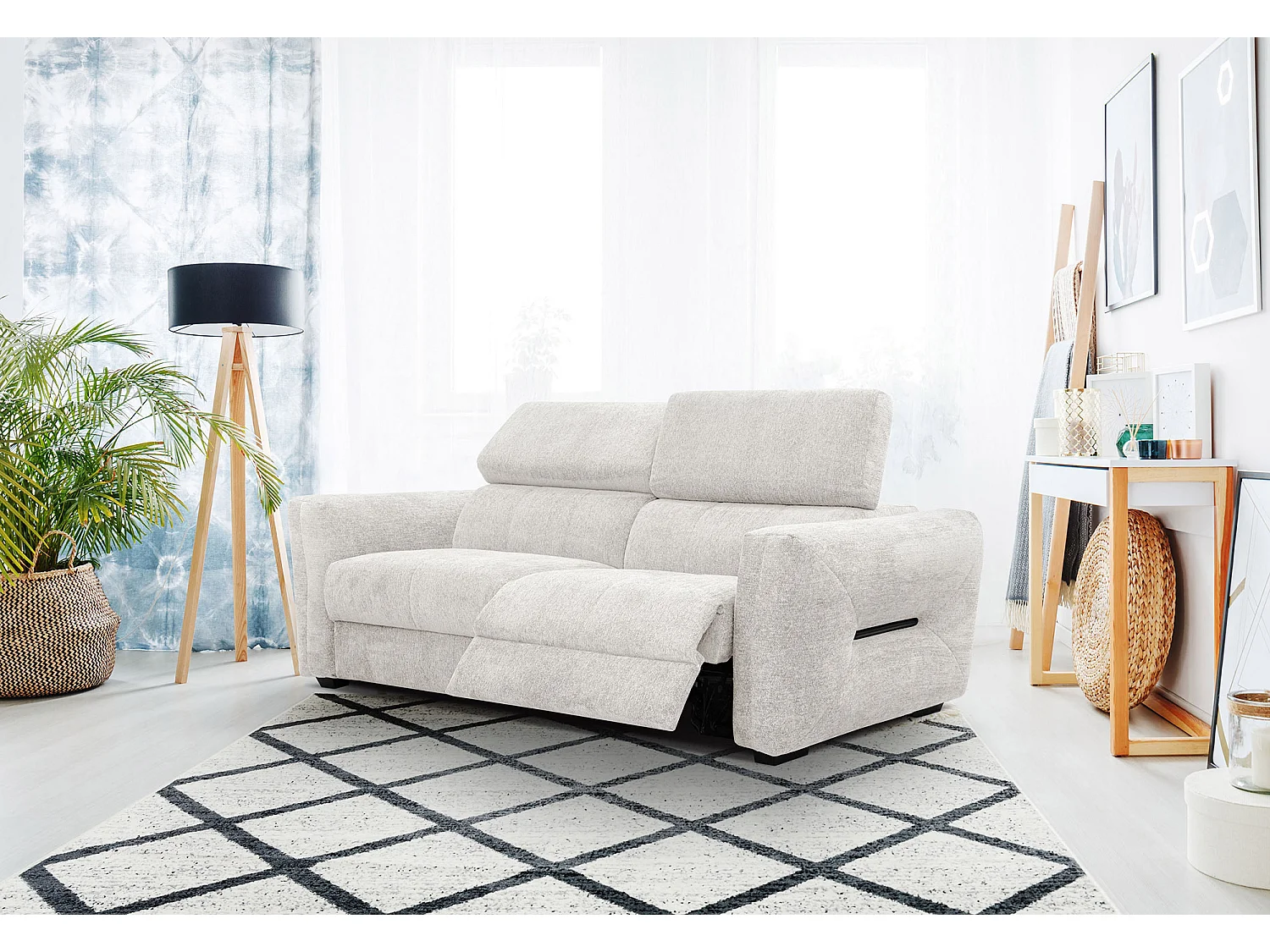 CALVERA Sofa 3-Sitzer mit 1 Relaxfunktion und verstellbare Kopfstützen, perlweiß