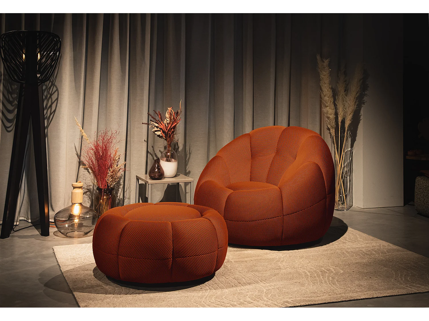 Fauteuil avec pouf tissu rouge brique - FIGO et FAGO