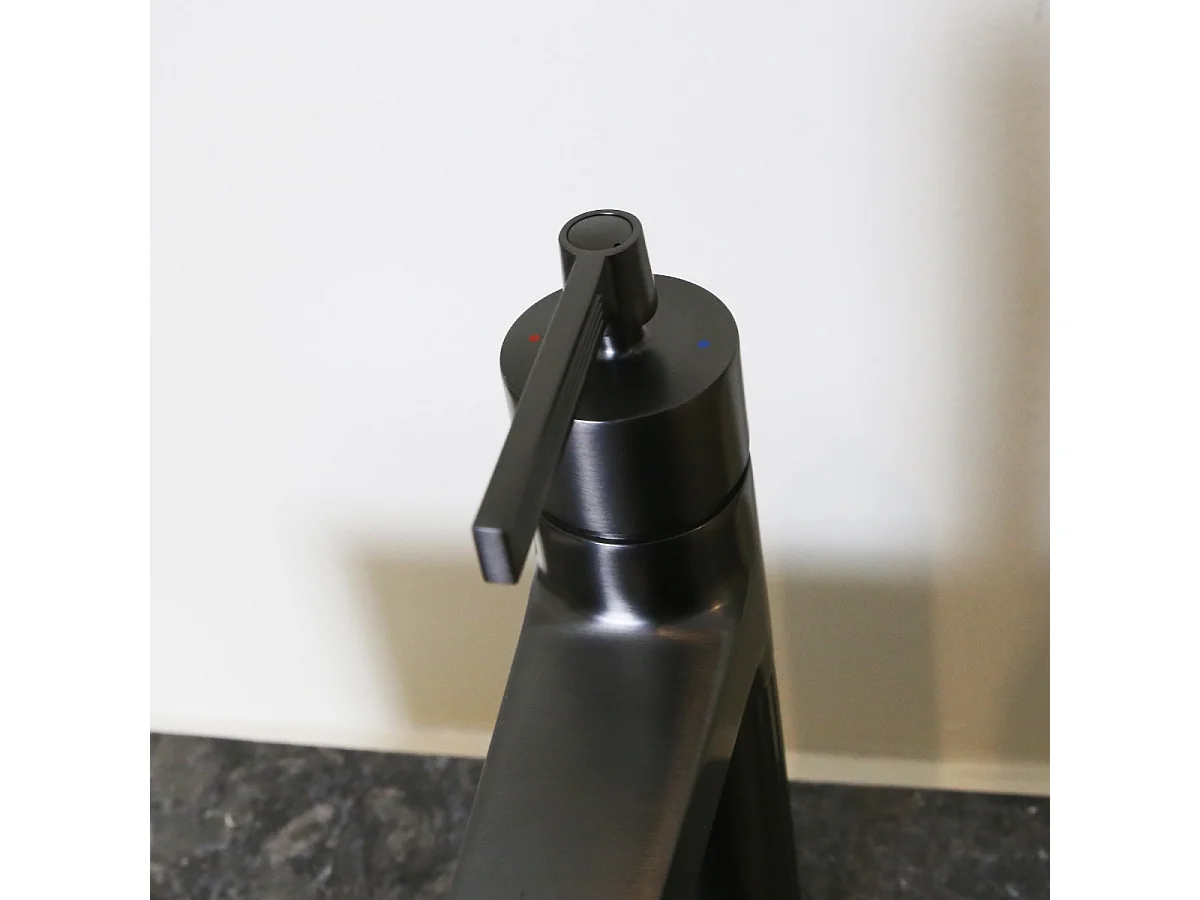 Louxor lage wastafelmengkraan gun metal grijs - Essebagno