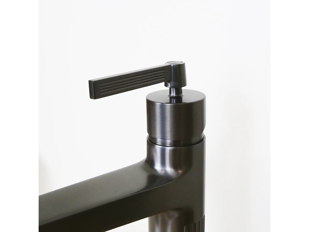 Louxor mitigeur lavabo haut gris gun métal - Essebagno