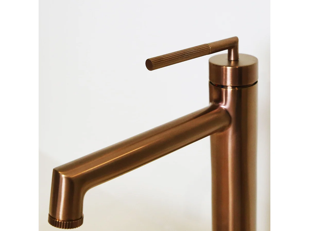 Portofino mitigeur lavabo haut cuivre brossé - Essebagno