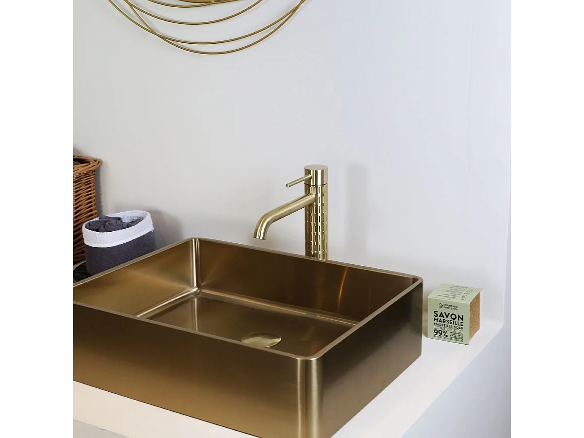 Architek Torneira para lavatório alto em dourado escovado Essebagno