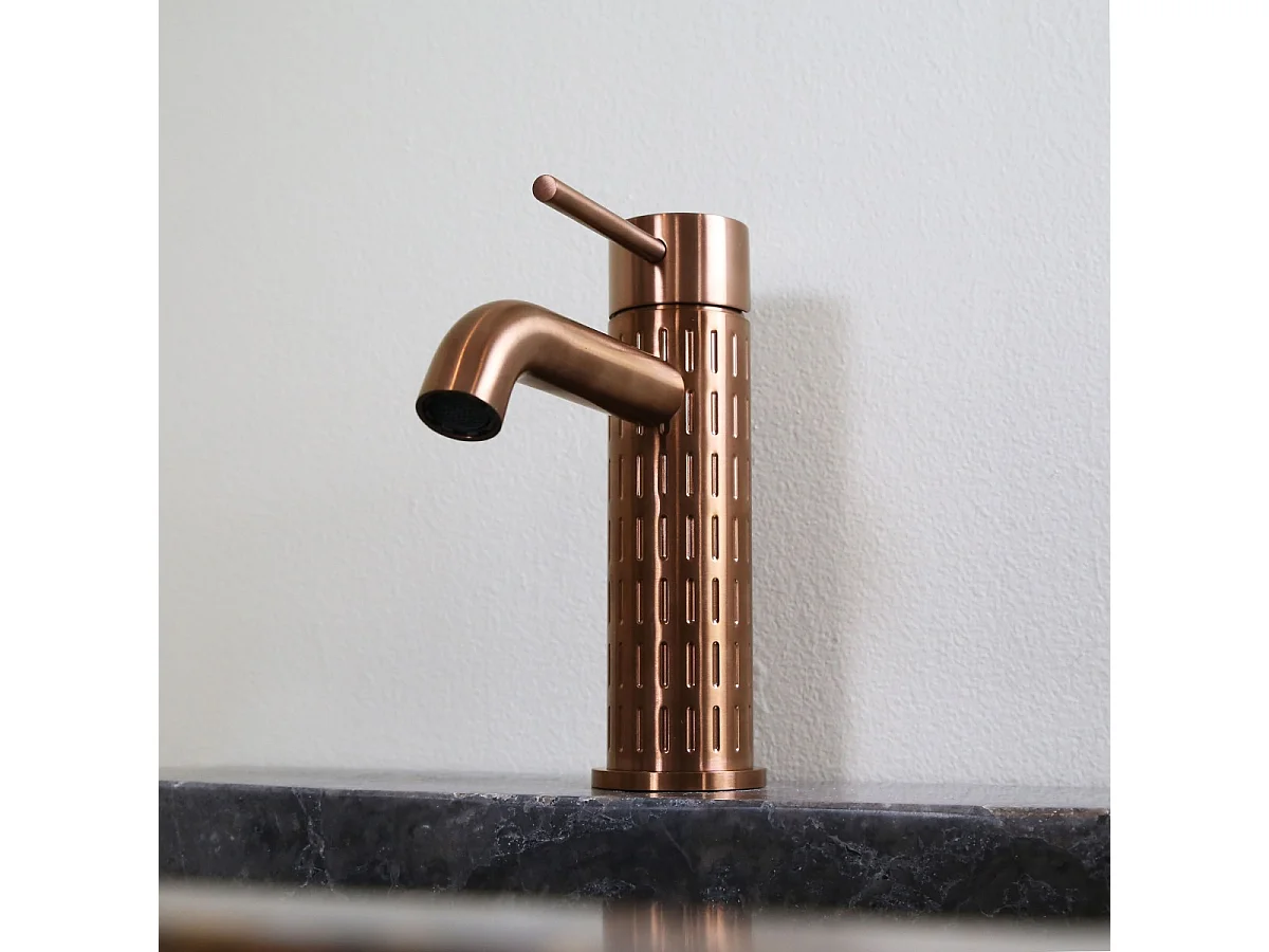Architek mezclador bajo lavabo en cobre cepillado Essebagno