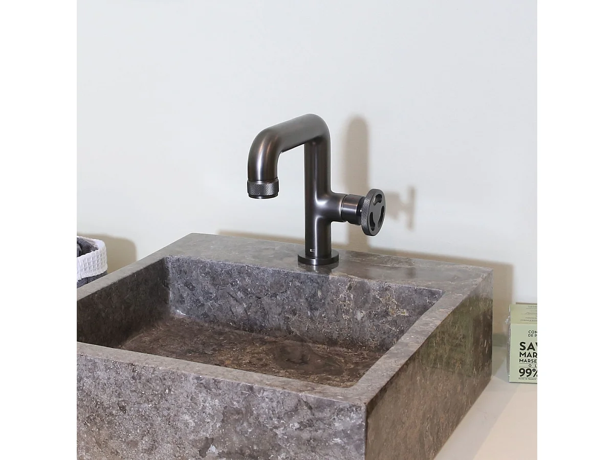 Factory Niedriger Waschtischmischer Gun Metal Essebagno