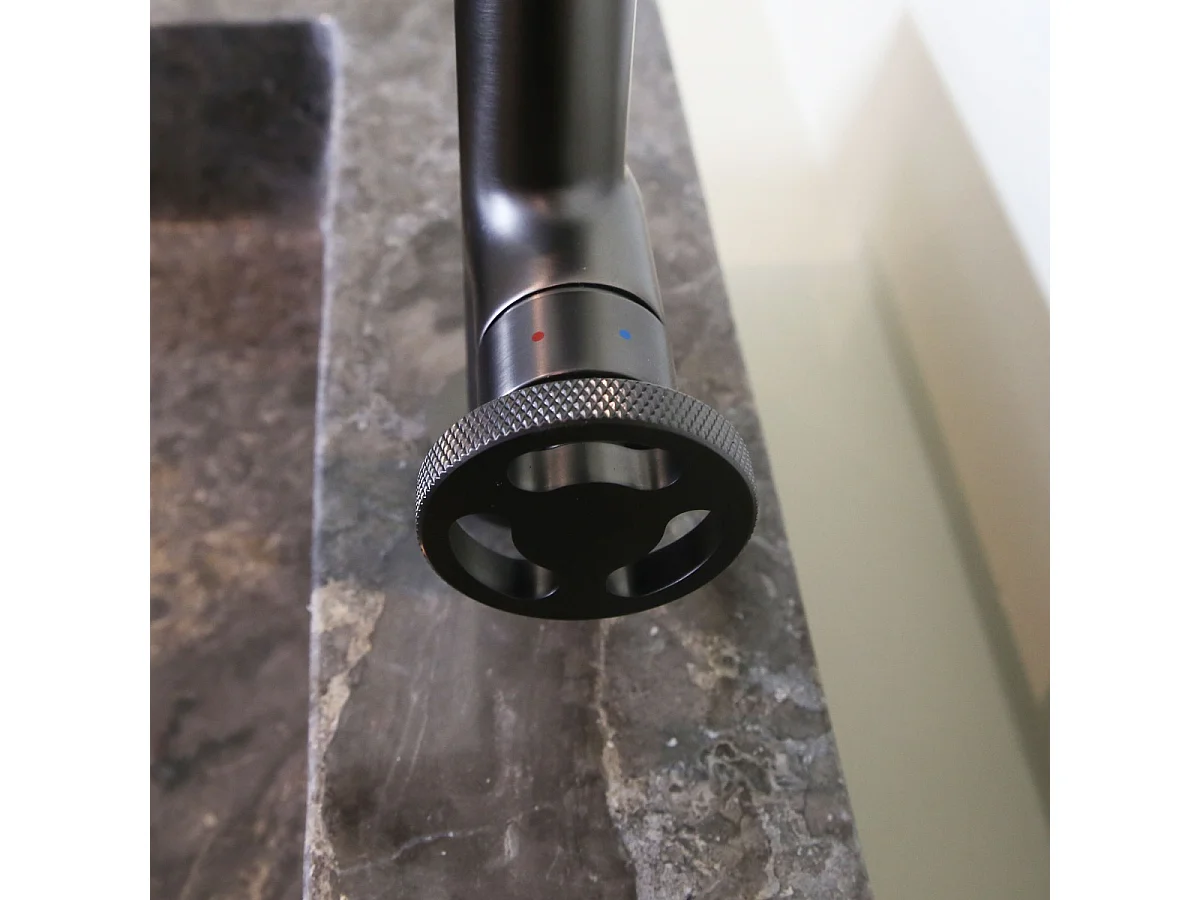 Factory Niedriger Waschtischmischer Gun Metal Essebagno