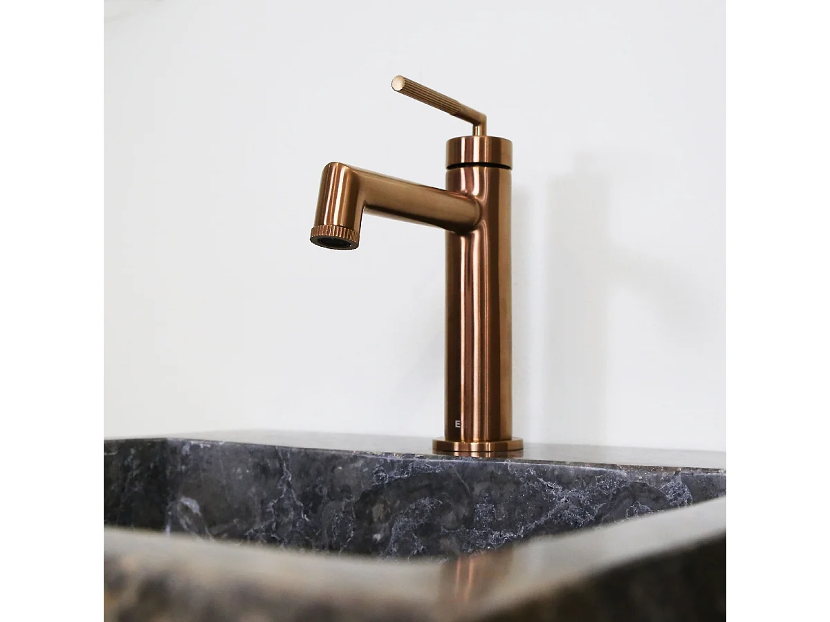 Portofino Niedriger Waschtischmischer aus gebürstetem Kupfer Essebagno