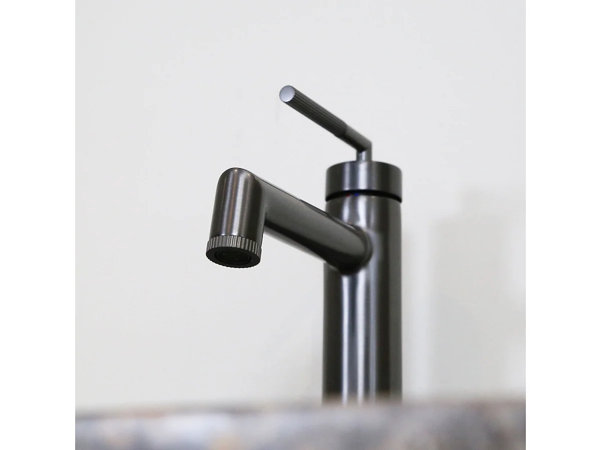 Portofino Miscelatore per lavabo basso grigio gun metal Essebagno